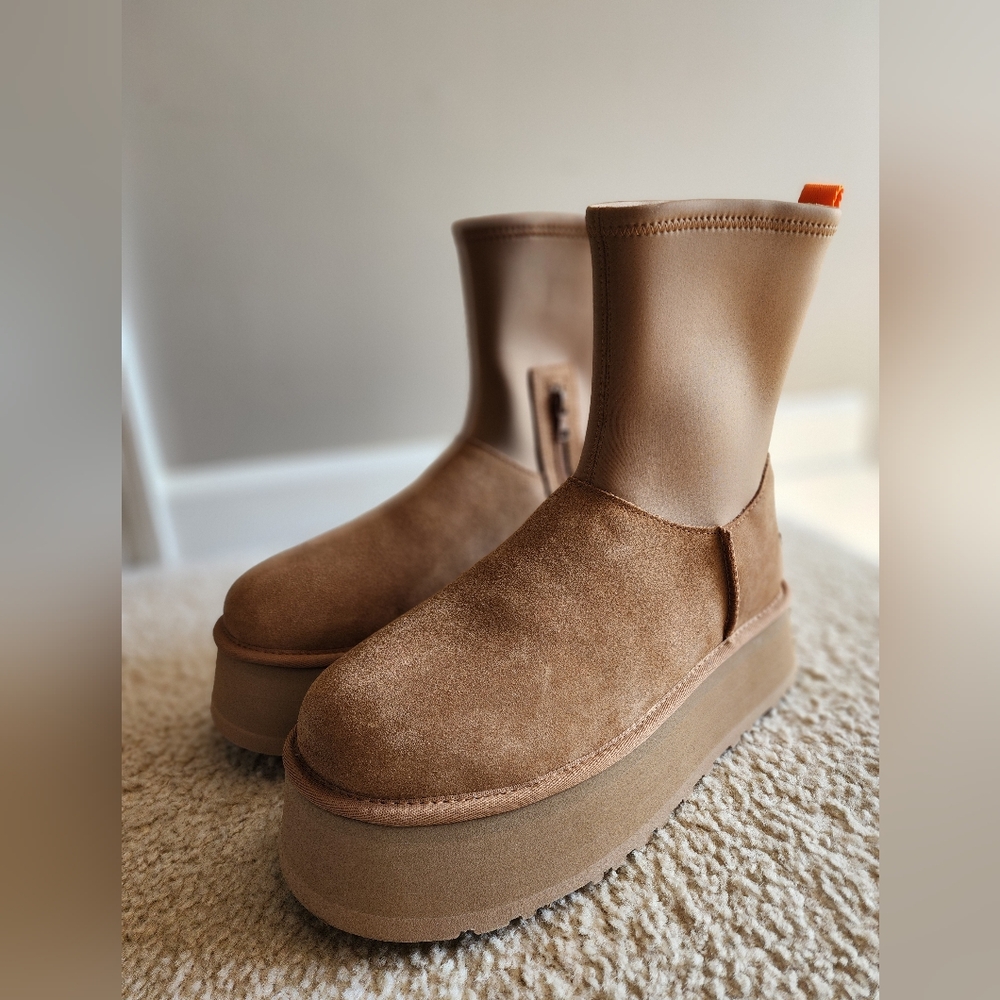 UGG Classic Dipper Sz 10 Womens NWOT